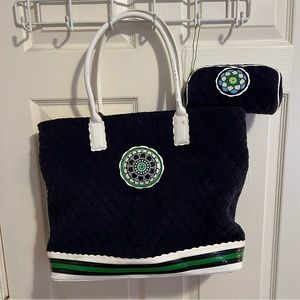 VERA BRADLEY tote WITH a separate matching makeup bag